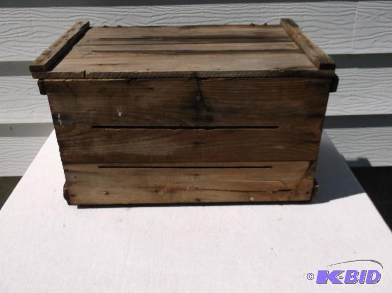 lot 139 image: Vintage Cape Cod cranberry wood crate....