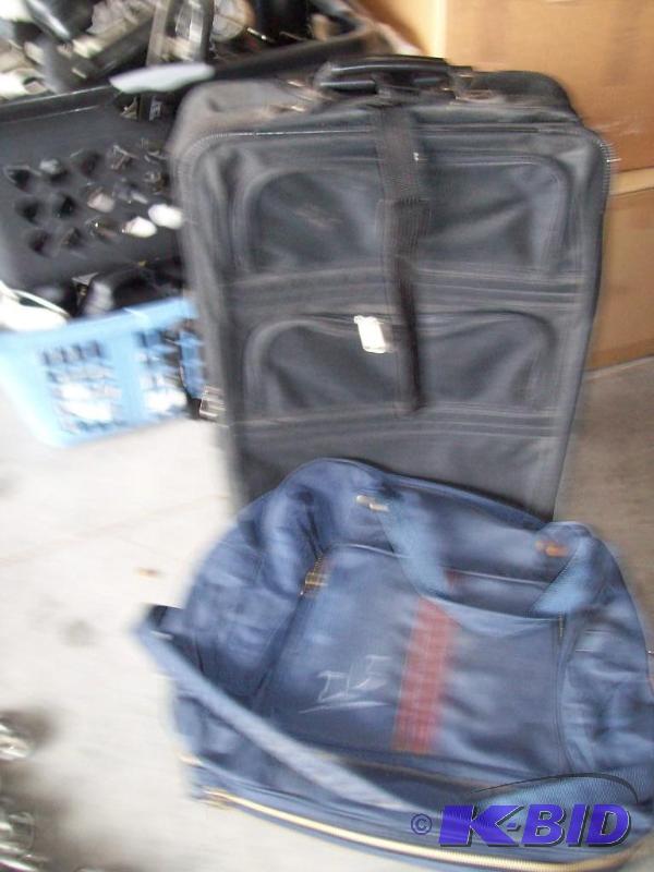lot 12 image: Suitcases
