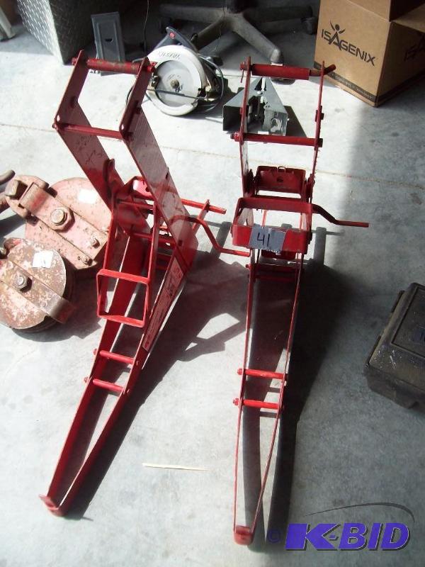 lot 41 image: Pump Jacks