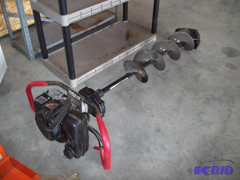 lot 47 image: Ice Auger