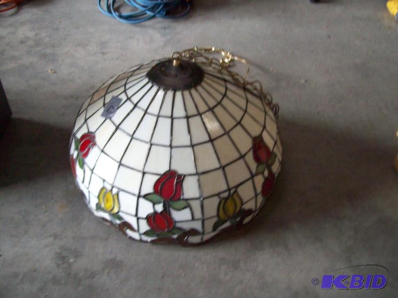 lot 7 image: Lighting