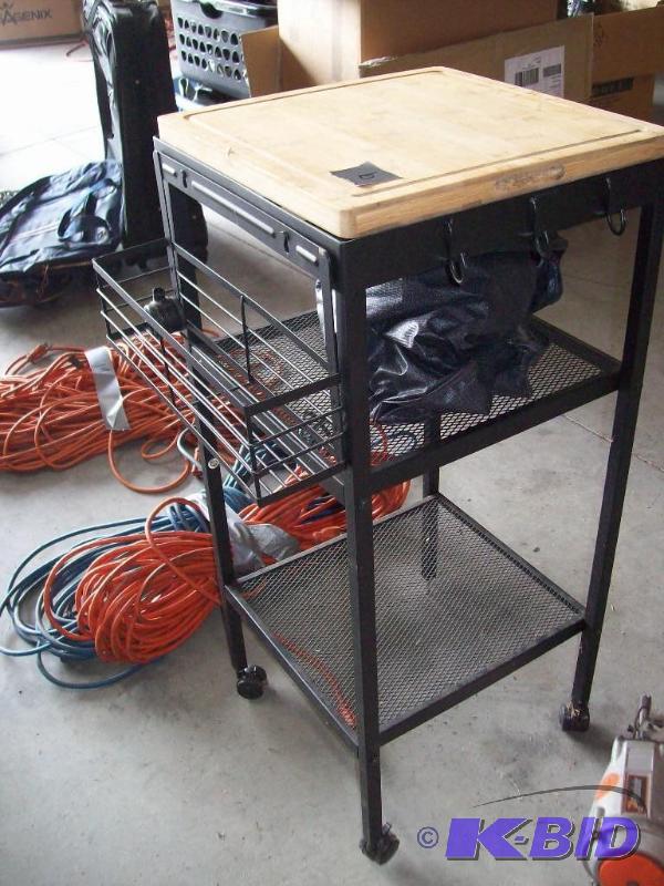 lot 9 image: Grill Accessory