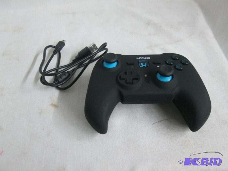 Nyko Pro Wireless Controller for Nintendo Wii U