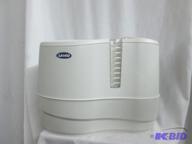 Lasko 9-Gallon Recirculating Humidifier