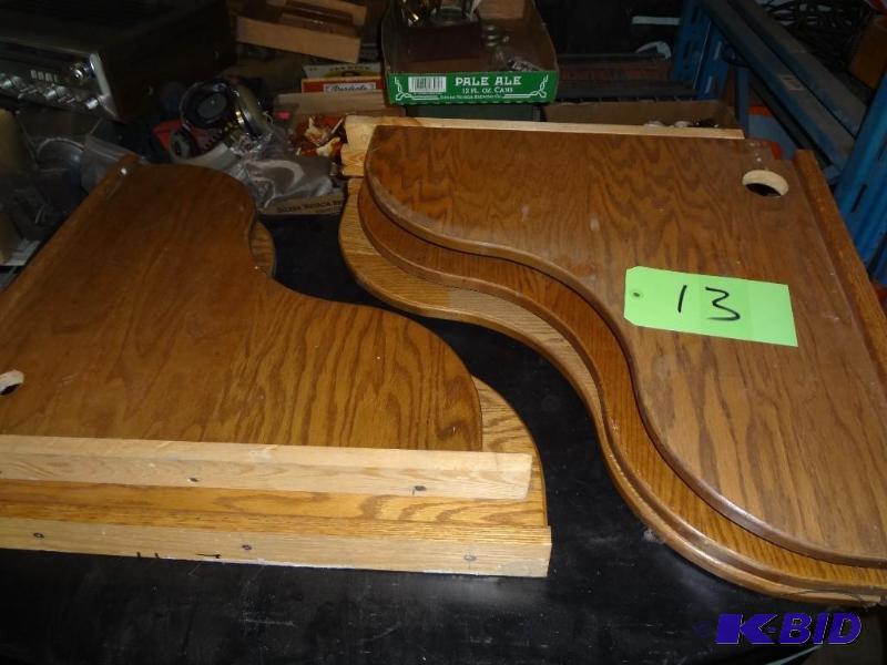 lot 13 image: (5) Oak Shelf Brackets...