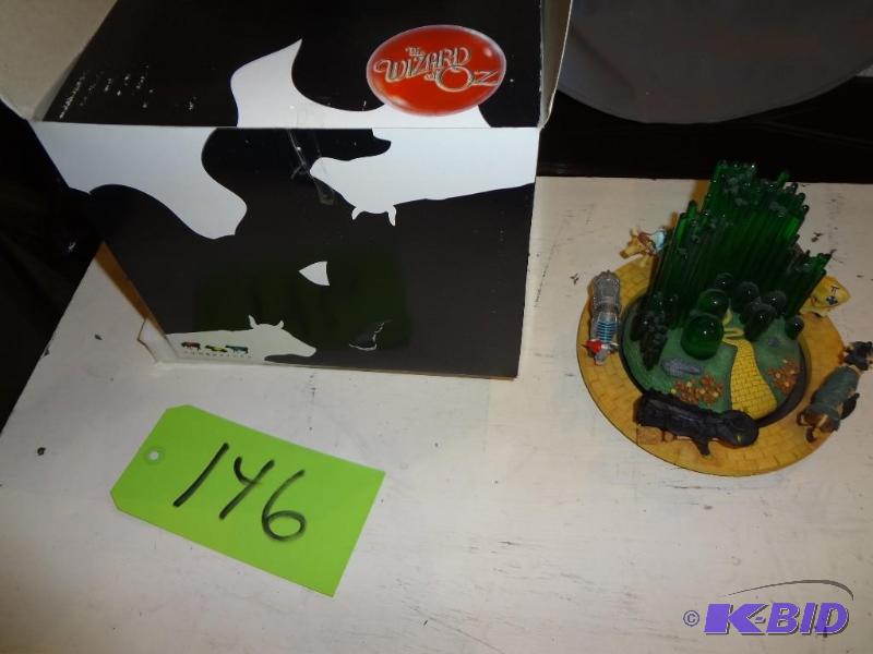 lot 146 image: Cow Parade, #7246, google Cowparade.com...