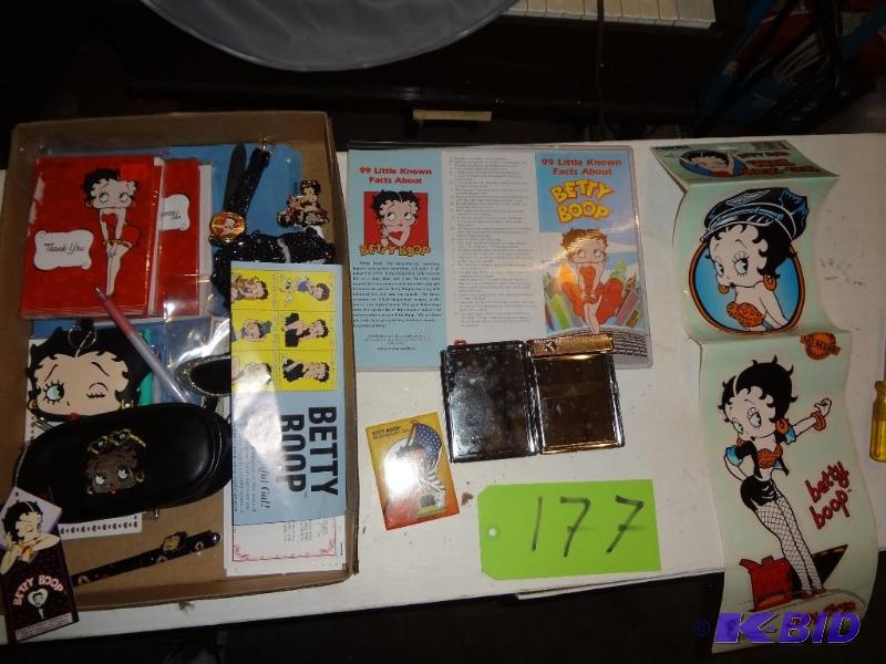 lot 177 image: Large Lot of Betty Boop Stuff, Tapestry, Rug,...