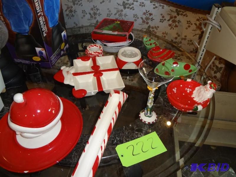 lot 222 image: Huge Lot of Xmas Dish Pieces...