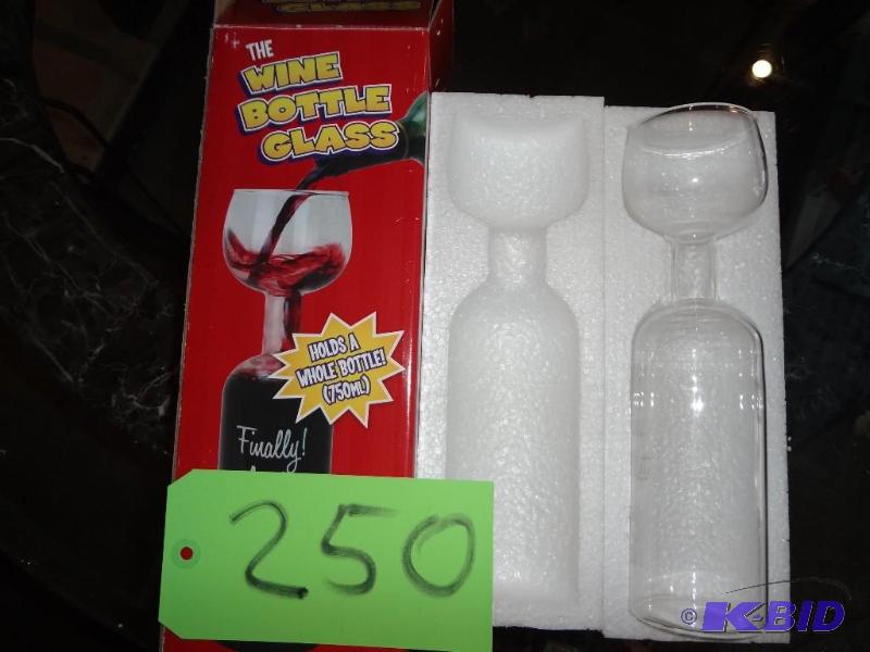 lot 250 image: For the True Wine Drinker...