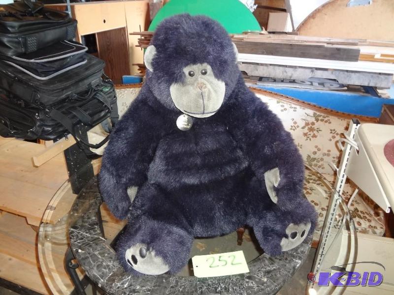 lot 252 image: BIG Monkey...