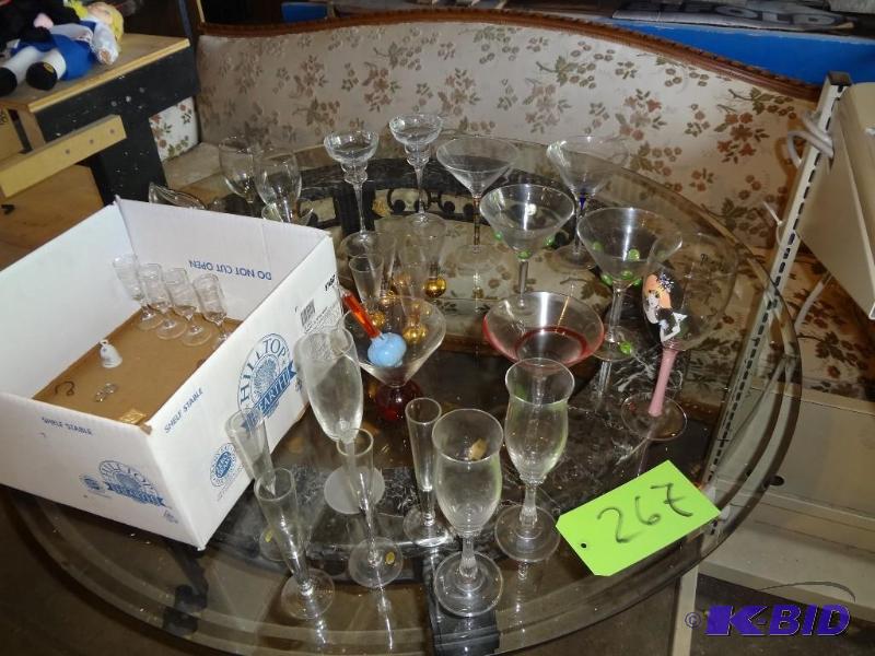 lot 267 image: Drink Glassware, Martini and Others...
