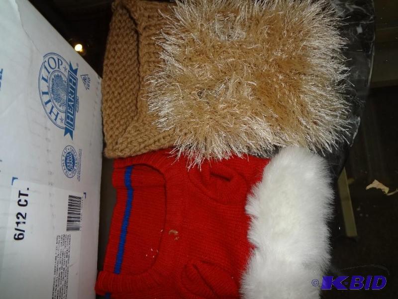 lot 273 image: Stuff...
