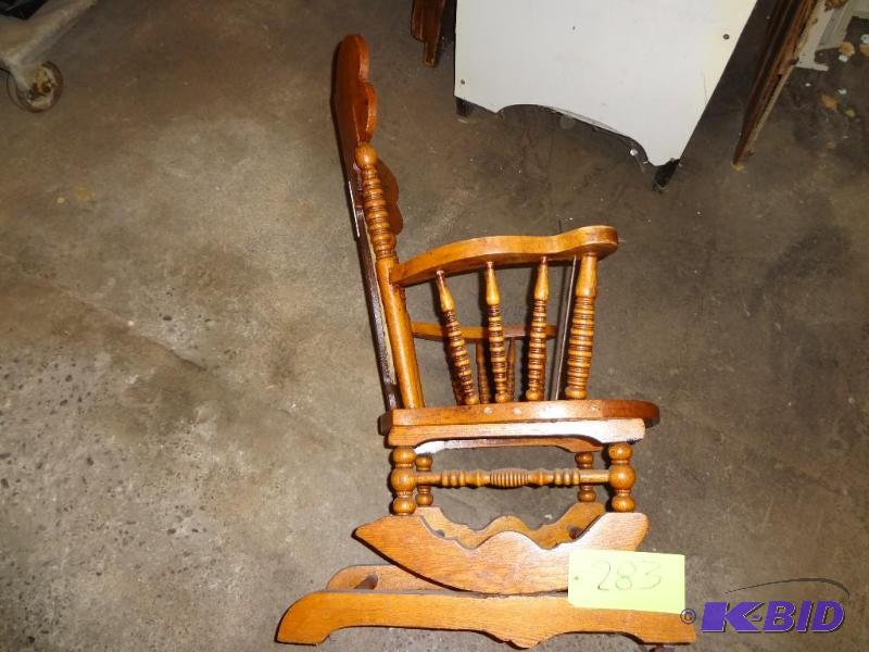 lot 283 image: Old, Old Rocker, good shape...