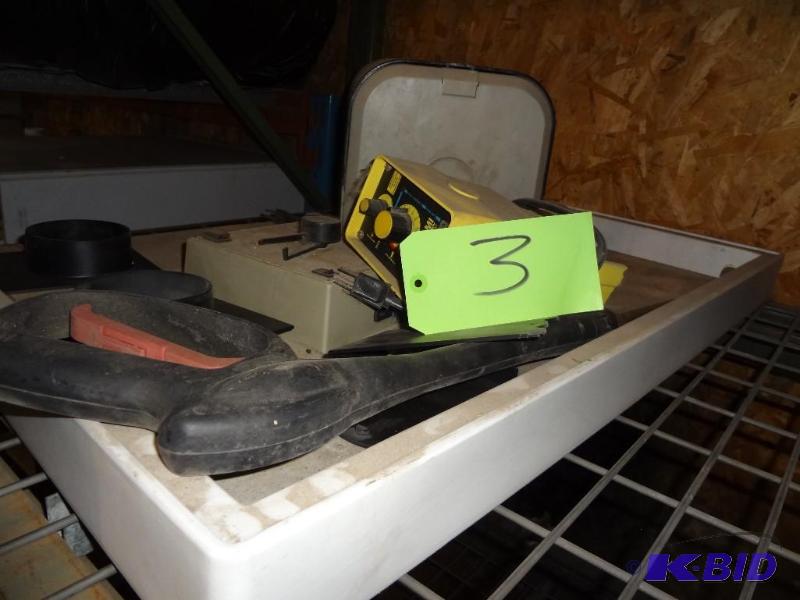 lot 3 image: Tray of Parts, Power Washer Wand, Timer...