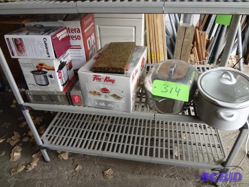 lot 314 image: Kitchen Stuff, some NIB...