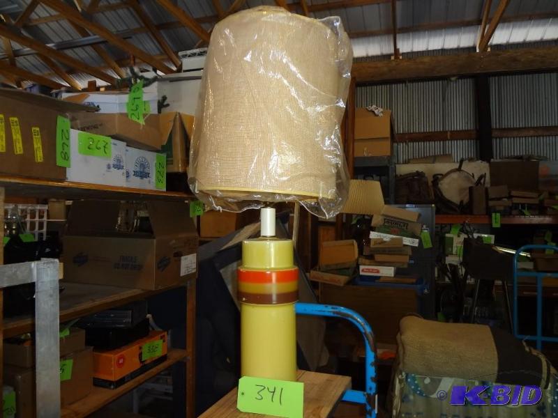lot 341 image: Nice 50s Lamp...