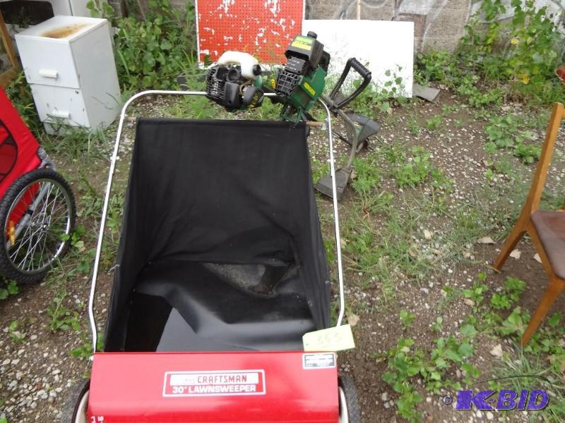 lot 353 image: Craftsman Sweeper, Weed Whips, not tested...