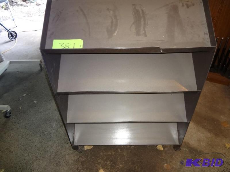 lot 381 image: Metal rack, on wheels...