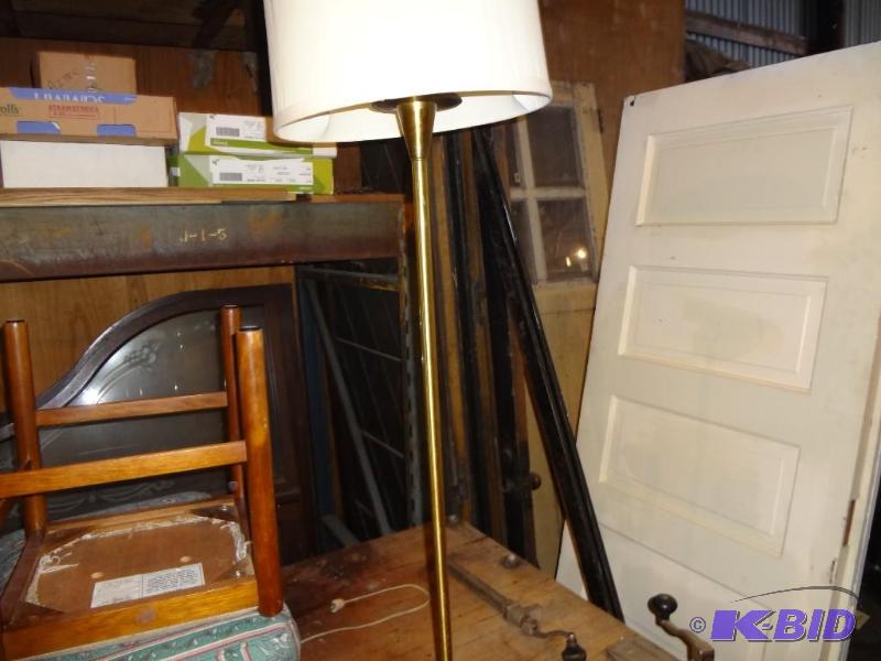 lot 385 image: Brass Floor Lamp...