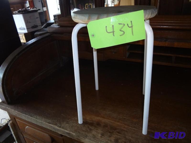 lot 434 image: Stool...