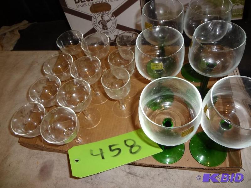lot 458 image: Lot of Glassware, some etched...