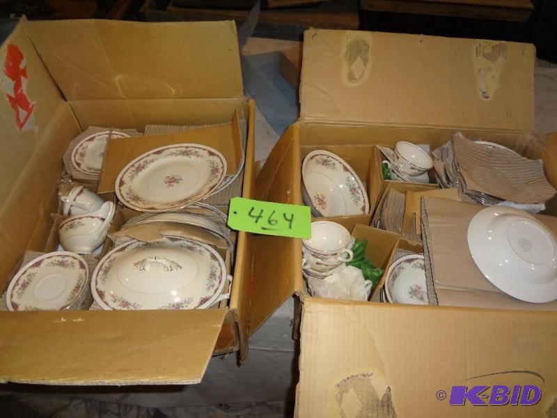 lot 464 image: Lot of Homer Laughlin Eggshell Georgian China...