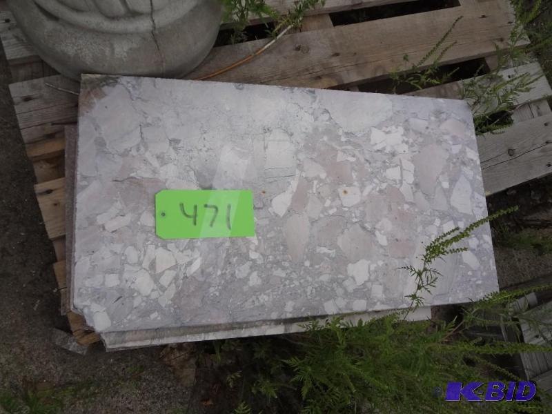 lot 471 image: (3) Pieces PinkGrey Marble...