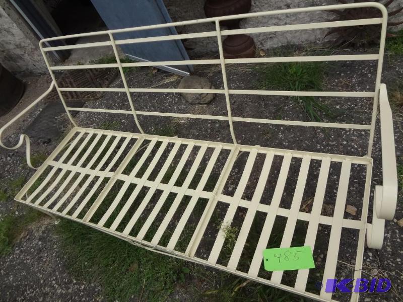 lot 485 image: Strap steel Outdoor Parlor Set...