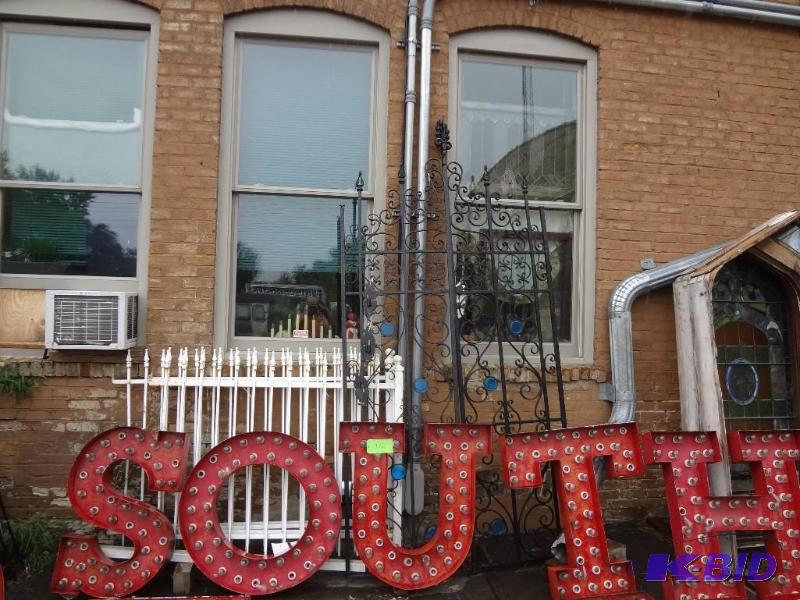 lot 496 image: SOUTH, large lighted metal letters...