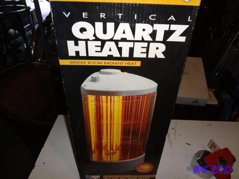 lot 71 image: Vertical Quartz Heater...