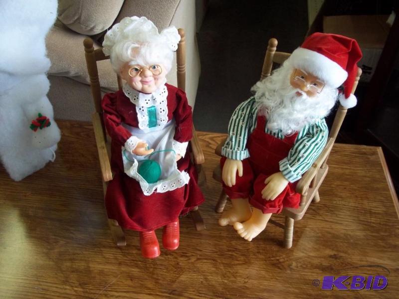 lot 183 image: Mr and Mrs Claus in Rocking Chairs...