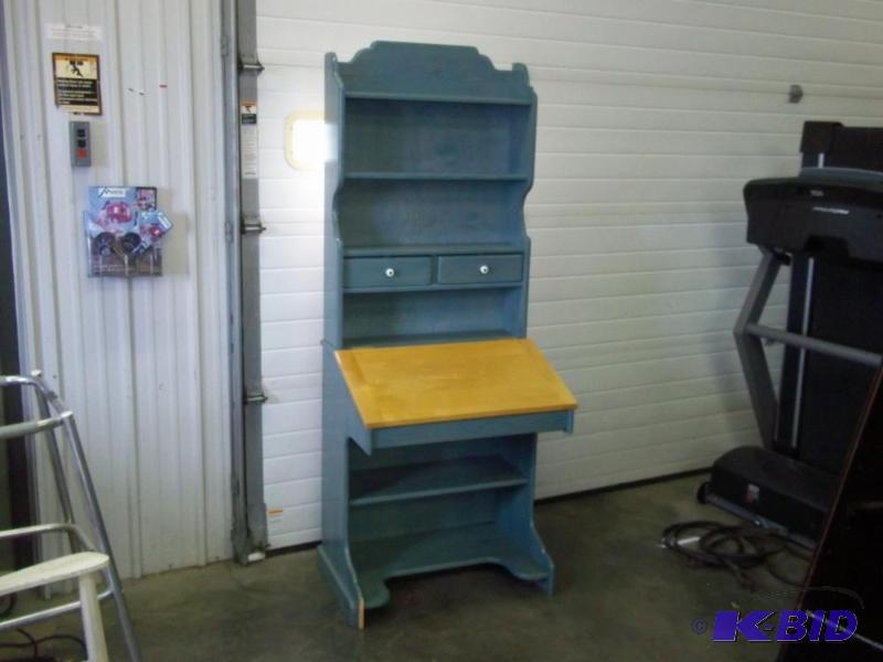 lot 3 image: Bookshelf Desk with 2 drawers...