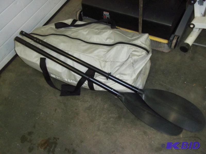 lot 319 image: Inflatable Kayak with oars   Slight leak  Con...