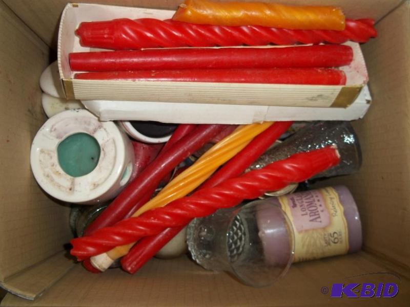 lot 342 image: Box of candles...