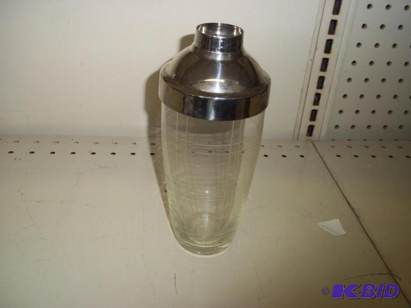 lot 35 image: Martini Mixer...