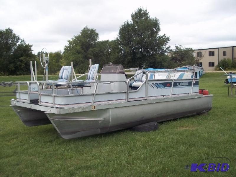 lot 8 image: Lowe 19 Pontoon   Year 1989  Make Lowe Line ...