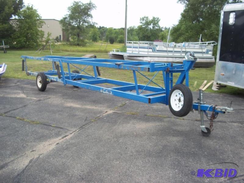 lot 9 image: 1989 20 ft Pontoon Trailer   Scissors Pontoon...