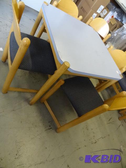 lot 103 image: Dining Room table 35 x 35. 5 Chairs. Needs Cl...