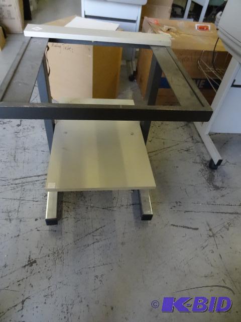 lot 106 image: Printer Cart...
