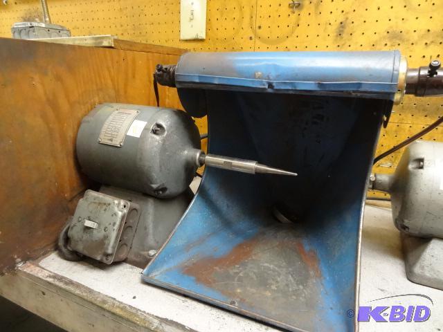 lot 11 image: Whirl wind polishing lathe. L35-203-102. 34 ...