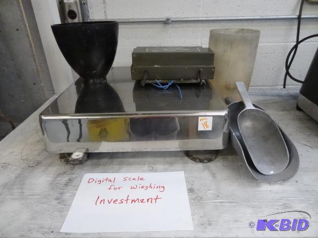 lot 18 image: Digital platform scale. Model DPA. Comes with...