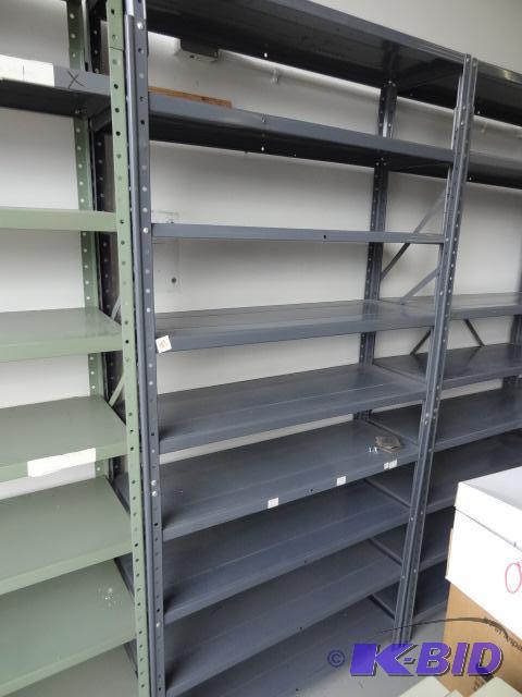 lot 189 image: Metal Shelf Unit. 36 x 12 x 76...