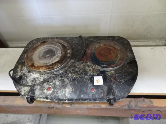 lot 21 image: Double hot plate...