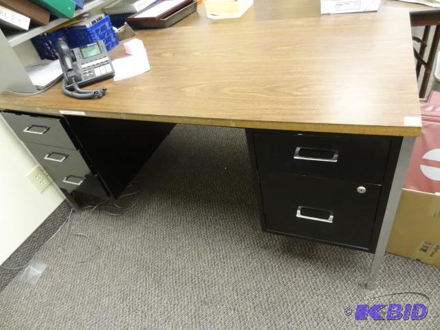 lot 218 image: Metal Office Desk. 60 x 30 x 29. Bring help t...