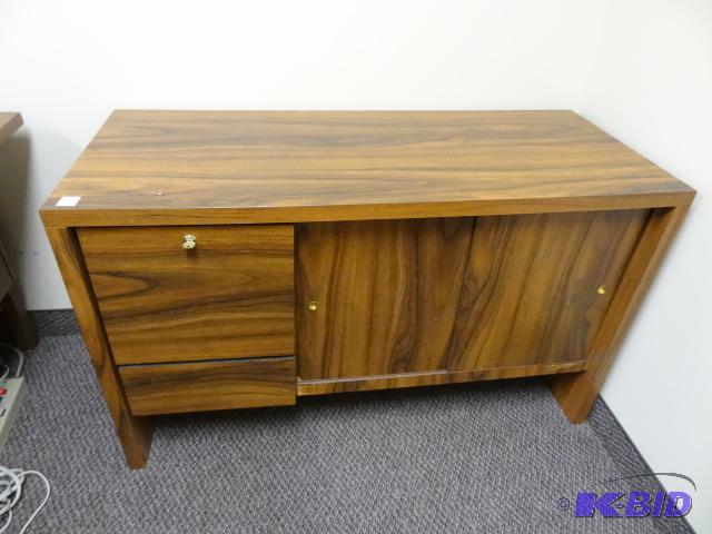 lot 221 image: Laminate office credenza. Lock and Key. 48 x ...