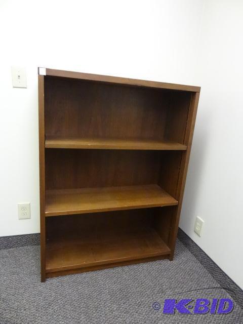 lot 228 image: Wood book shelf with 2 adjustable. 36 x 14 x ...