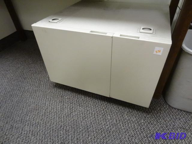 lot 231 image: Printer cabinet on wheels. 25 x 23 x 18...