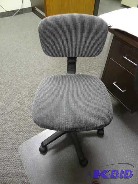 lot 240 image: Office chair on wheels...