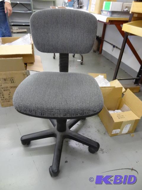 lot 27 image: Office chair on wheels....