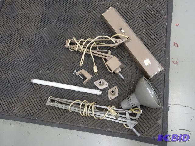 lot 76 image: 2 adjustable arm lamps...